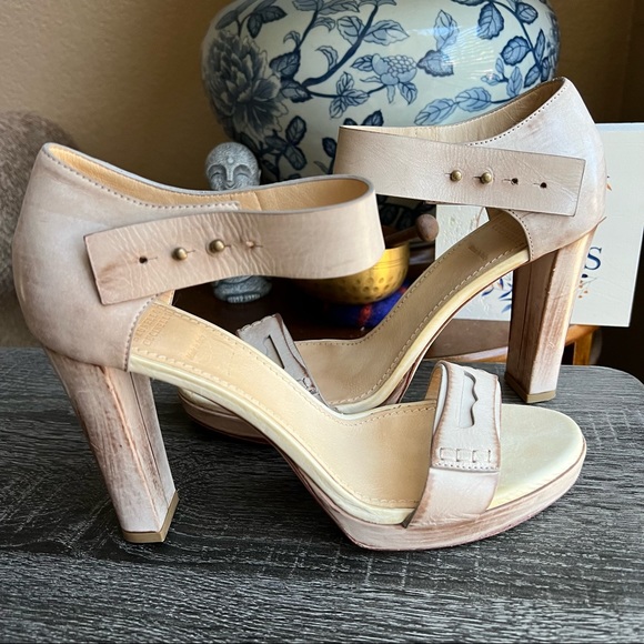 Brunello Cucinelli Distressed  Leather Penny Heels EU40/US10 $1370 Used Once! - Picture 9 of 11